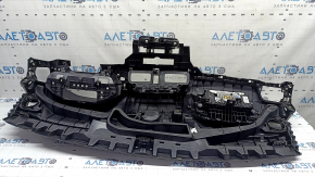 Торпедо передняя панель с AIRBAG Audi Q5 80A 20-25 черная