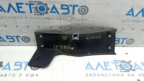 Накладка порога ззаду ліва Ford Mustang Mach-E 21-26 чорна, подряпини