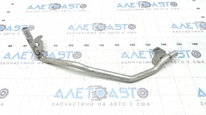 Патрубок системы охлаждения Audi A6 C7 16-18 3.0T