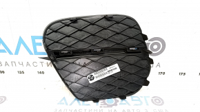 Решетка переднего бампера боковая правая BMW X5 E70 11-13 рест