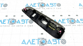 Накладка управления стеклоподъемниками передняя правая Toyota Camry v50 12-14 usa, под серое дерево, царапины