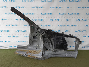 Деталь кузова Mazda CX-90 2024 - 2026 с четким видом внутренних частей