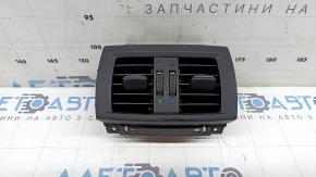 Воздуховод центральной консоли BMW X3 F25 11-17 облезло покрытие