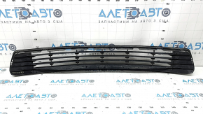 Нижняя решетка переднего бампера Toyota Camry v50 12-14 usa LE XLE, структура, тычки