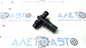 Трійник системи охолодження Audi A6 C7 16-18 3.0T