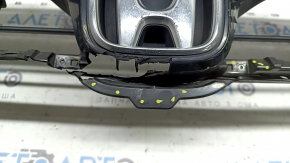 Основа решетки радиатора grill Honda Insight 19-22 с эмблемой, трещины, отсутствуют фрагменты