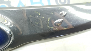 Решітка радіатора grill Hyundai Sonata 11-15 hybrid, з емблемою, подряпини, поліз лак, здувся хром, пісок, зламане кріплення