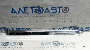 Накладка двери нижняя задняя левая Hyundai Sonata 11-15 хром hybrid, царапины
