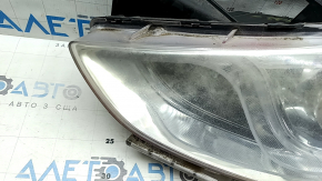 Фара передня ліва Hyundai Sonata 11-15 hybrid галоген, подряпини, що вигоріла
