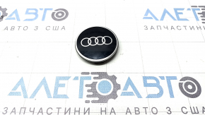 Центральний ковпачок на диск Audi Q8 19-26 61/56мм, чорний глянець
