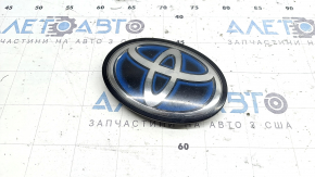 Передній бампер значок Toyota Prius V 12-17 значок під радар круїз, подряпини, під полірування