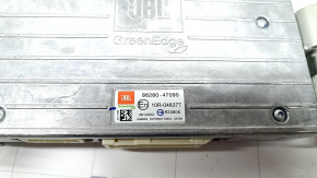 Усилитель аудио JBL Toyota Prius V 15-17 рест