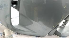 Бампер передний голый Toyota Prius V 15-17 рест, зеленый, царапины, в клее, треснут, сколы
