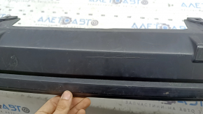Губа заднего бампера Toyota Prius V 15-17 рест, черная, царапины