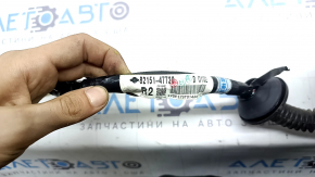 Проводка двери передней правой Toyota Prius V 12-17 keyless