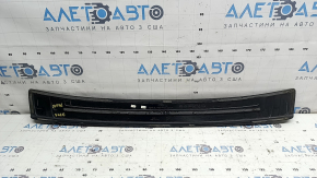 Накладка заднего бампера Toyota Prius V 12-17 структура
