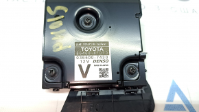 Камера слежения за полосой Toyota Prius V 12-17 на лобовом