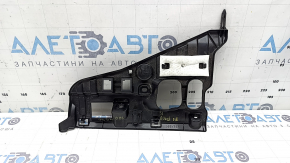 Накладка подторпедная ноги водителя Toyota Prius V 12-17 черная, надлом