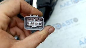 Фара передняя левая Toyota Prius V 15-17 рест LED, под полировку