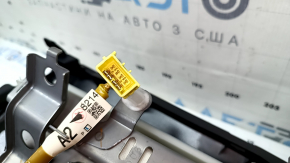 Торпедо передняя панель верхняя часть с AIRBAG Toyota Prius V 17-17 черная, царапины