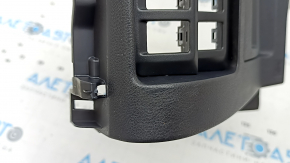 Накладка колени водителя Subaru Forester 19-24 SK черная, с заглушкой, потерта