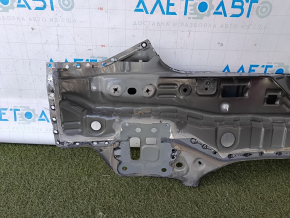 Задняя панель Toyota Prius 50 16-18 высверлена, черная