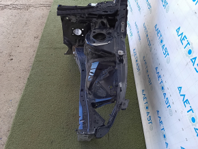 Чверть передня ліва Toyota Prius 50 16-22 відпилена, чорна