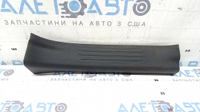 Накладка порога внутрішня ззаду ліва Nissan Murano z52 17-24 чорна 3 смужки, подряпини, під хімчистку
