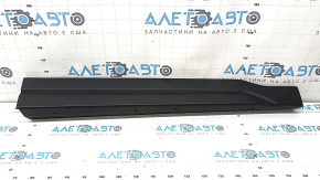 Накладка двери нижняя передняя правая Subaru Forester 19-24 SK черная, царапины