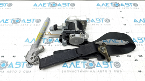 Пассажирский ремень безопасности с натяжителем и пиропатроном Subaru Forester 19-22 SK черный, в копоти, под химчистку, окислена защелка