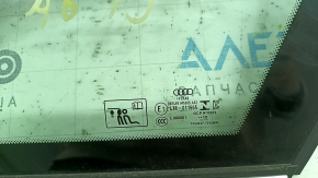 Форточка глухое стекло задняя правая Audi A6 C8 19-25 с хром молдингом