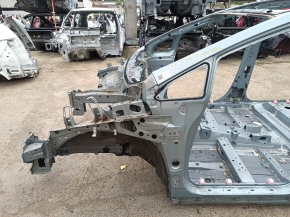 Чверть передня ліва Toyota Prius V 12-17 на кузові, зелена