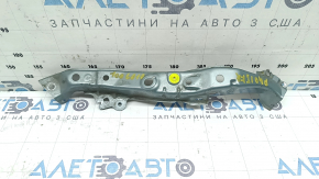 Планка телевізора вій права Toyota Prius V 12-17 надрив