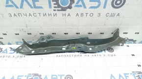 Планка телевізора вій права Toyota Prius V 12-17 надрив