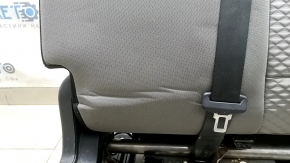 Спинка заднего ряда сидений 2 ряд левая Ford Escape MK4 20-22 без airbag, ткань серая с черным, белая строчка, механическое, с каркасом, с ремнем и защелкой ремня безопасности, примята ткань