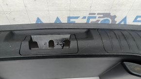 Накладка отвору багажника Ford Escape MK4 20-23 чорна, подряпини