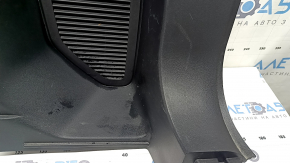 Обшивка арки права Ford Escape MK4 20-26 чорна, глухі грати, потерта