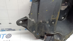 Захист переднього бампера Toyota Prius V 12-17 надриви, затертий