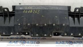 Захист переднього бампера Toyota Prius V 12-17 надриви, затертий