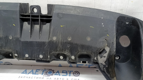 Захист переднього бампера Toyota Prius V 12-17 надриви, затертий