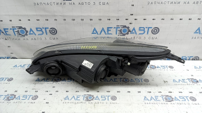Фара передня права Ford Escape MK4 20-22 галоген + LED DRL, під полірування, подряпини