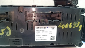 Управление климат-контролем Ford Escape MK4 20-23 auto, dual zone, под подогрев сидений и руля, с накладкой черный глянец, царапины