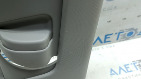 Накладка центральной стойки верхняя ремень правая Toyota Rav4 19-25 серая, царапины
