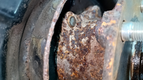 Цапфа со ступицей задняя левая Subaru Forester 19-24 SK с кожухом, ржавая ступица и кожух, микротрещины С/Б