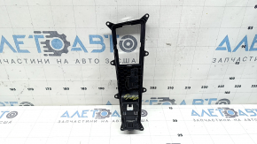 Накладка шифтера Audi A6 C8 19-25 хром, царапины