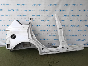 Четверть крыло задняя правая Ford C-max MK2 13-18 отпилена с центральной стойкой, белая, тычки