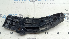 Крепление переднего бампера правое Toyota Rav4 19-25 сломаны защелки