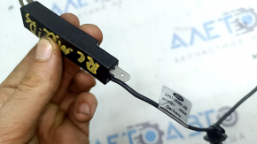Amplifier Antenna левая Lincoln MKZ 13-20