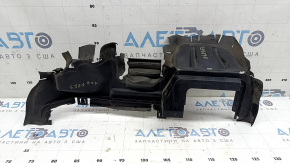 Дефлектор радиатора левый Audi A6 C8 19-25 3.0T надрывы уплотнителя