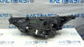 Фара передняя правая Toyota Rav4 19-24 отражатель, черная, USA built царапины